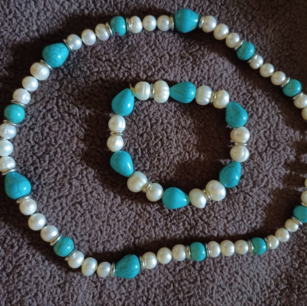Fresh Water pearl with natural turquoise stone necklace and bracelet